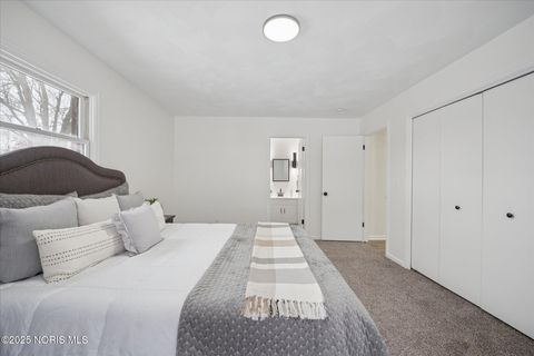 Tiny photo for 405 Normandie Boulevard, Bowling Green, OH 43402 (MLS # 10004970)