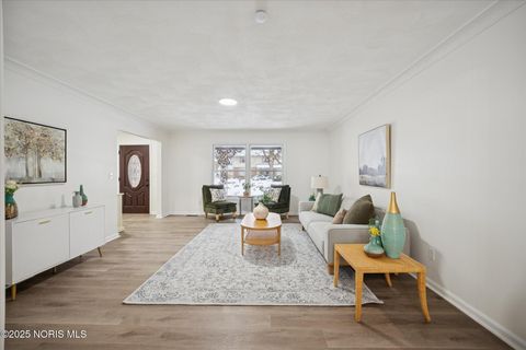 Tiny photo for 405 Normandie Boulevard, Bowling Green, OH 43402 (MLS # 10004970)