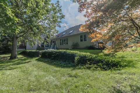Tiny photo for 3249 Stone Wall Road, Maumee, OH 43537 (MLS # 10012191)