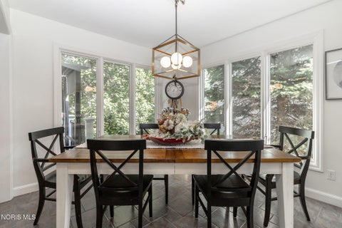 Tiny photo for 3249 Stone Wall Road, Maumee, OH 43537 (MLS # 10012191)