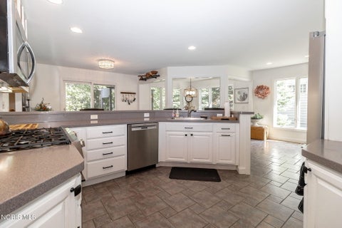 Tiny photo for 3249 Stone Wall Road, Maumee, OH 43537 (MLS # 10012191)