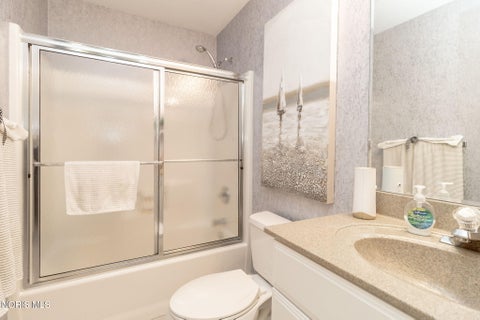 Tiny photo for 3249 Stone Wall Road, Maumee, OH 43537 (MLS # 10012191)
