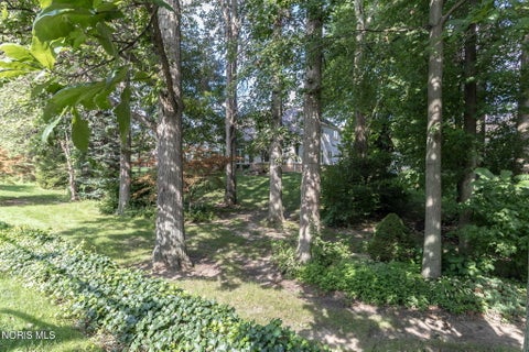 Tiny photo for 3249 Stone Wall Road, Maumee, OH 43537 (MLS # 10012191)