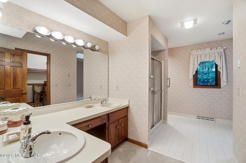 Tiny photo for 5523 Ginger Tree Lane, Toledo, OH 43623 (MLS # 10000355)