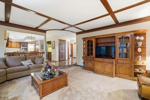 Tiny photo for 5523 Ginger Tree Lane, Toledo, OH 43623 (MLS # 10000355)