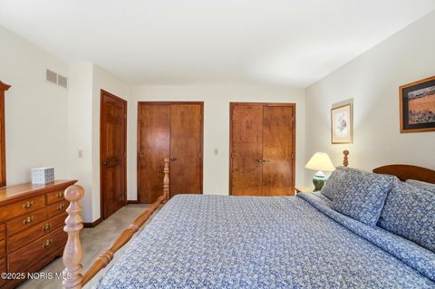 Tiny photo for 5523 Ginger Tree Lane, Toledo, OH 43623 (MLS # 10000355)