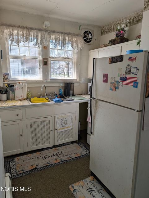 Tiny photo for 504 Rice Street, Elmore, OH 43416 (MLS # 10005785)