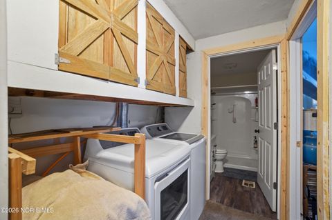 Tiny photo for 1809 Birdie Drive, Toledo, OH 43615 (MLS # 10003685)