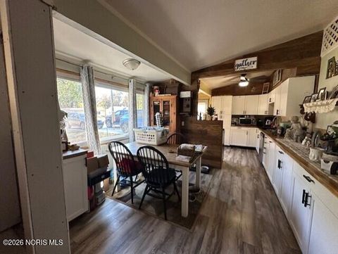 Tiny photo for 1809 Birdie Drive, Toledo, OH 43615 (MLS # 10003685)