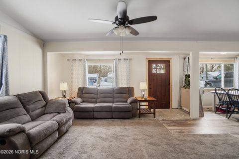 Tiny photo for 1809 Birdie Drive, Toledo, OH 43615 (MLS # 10003685)