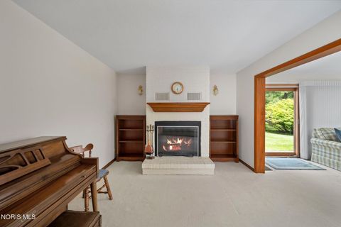 Tiny photo for 4255 Albon Road, Monclova, OH 43542 (MLS # 10008020)