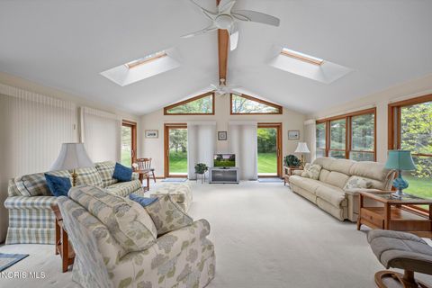 Tiny photo for 4255 Albon Road, Monclova, OH 43542 (MLS # 10008020)