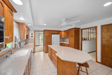Tiny photo for 4255 Albon Road, Monclova, OH 43542 (MLS # 10008020)