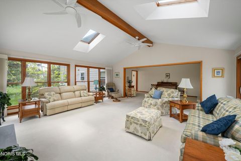 Tiny photo for 4255 Albon Road, Monclova, OH 43542 (MLS # 10008020)