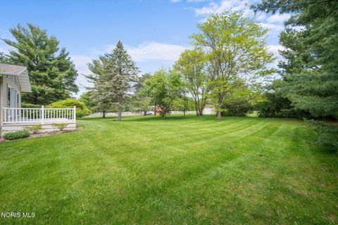 Tiny photo for 4255 Albon Road, Monclova, OH 43542 (MLS # 10008020)