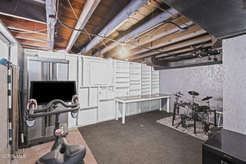 Tiny photo for 2559 106th Street, Toledo, OH 43611 (MLS # 10008683)