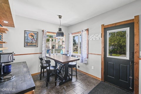 Tiny photo for 2559 106th Street, Toledo, OH 43611 (MLS # 10008683)