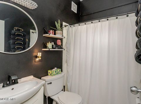 Tiny photo for 1818 Raynor Drive, Toledo, OH 43615 (MLS # 10006932)