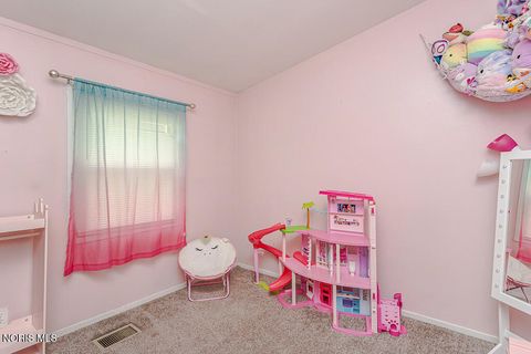 Tiny photo for 1818 Raynor Drive, Toledo, OH 43615 (MLS # 10006932)