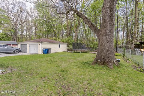 Tiny photo for 1818 Raynor Drive, Toledo, OH 43615 (MLS # 10006932)