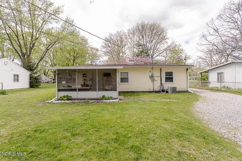 Tiny photo for 1818 Raynor Drive, Toledo, OH 43615 (MLS # 10006932)