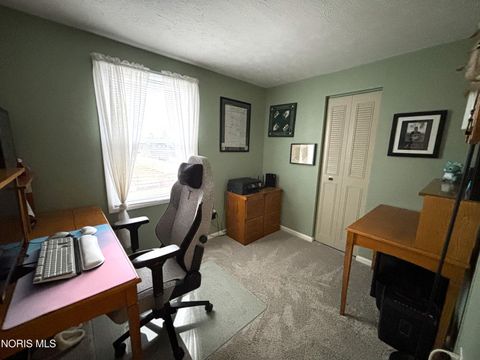 Tiny photo for 180 Southwood Drive, Perrysburg, OH 43551 (MLS # 10004476)