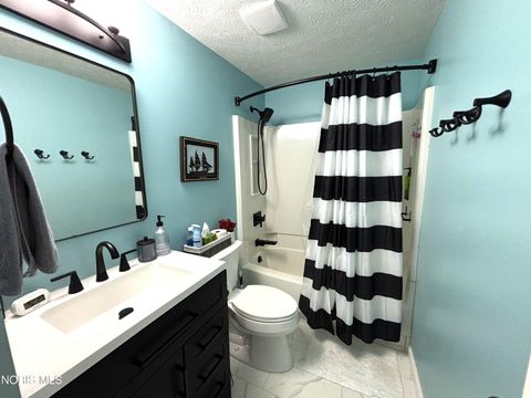 Tiny photo for 180 Southwood Drive, Perrysburg, OH 43551 (MLS # 10004476)