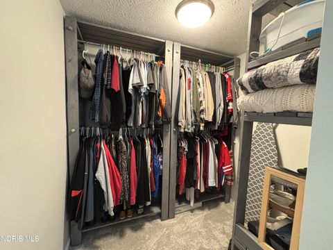 Tiny photo for 180 Southwood Drive, Perrysburg, OH 43551 (MLS # 10004476)