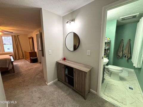 Tiny photo for 180 Southwood Drive, Perrysburg, OH 43551 (MLS # 10004476)