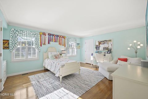 Tiny photo for 451 E Front Street, Perrysburg, OH 43551 (MLS # 10004172)