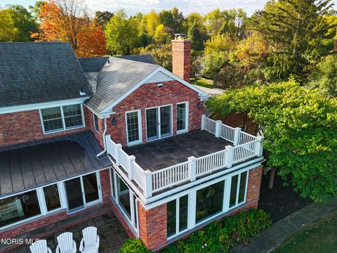 Tiny photo for 451 E Front Street, Perrysburg, OH 43551 (MLS # 10004172)