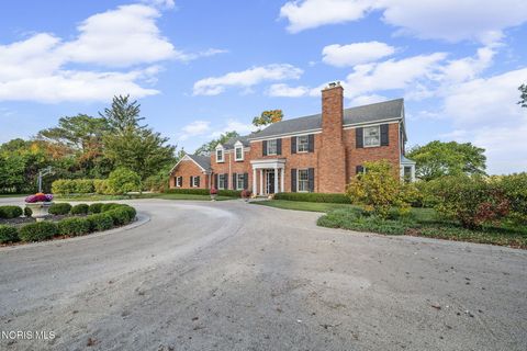 Tiny photo for 451 E Front Street, Perrysburg, OH 43551 (MLS # 10004172)