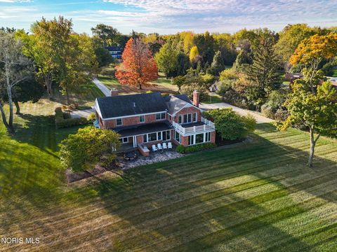 Tiny photo for 451 E Front Street, Perrysburg, OH 43551 (MLS # 10004172)