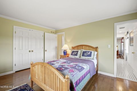 Tiny photo for 451 E Front Street, Perrysburg, OH 43551 (MLS # 10004172)