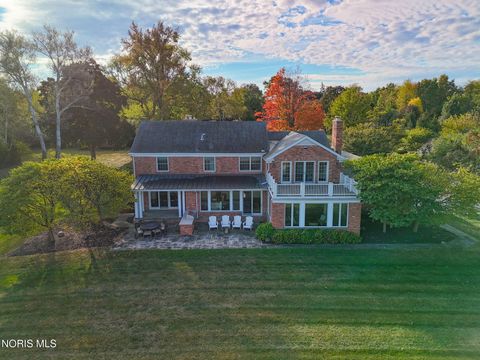 Tiny photo for 451 E Front Street, Perrysburg, OH 43551 (MLS # 10004172)