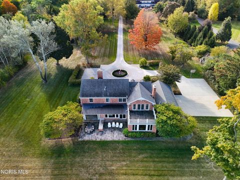 Tiny photo for 451 E Front Street, Perrysburg, OH 43551 (MLS # 10004172)