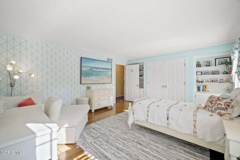 Tiny photo for 451 E Front Street, Perrysburg, OH 43551 (MLS # 10004172)