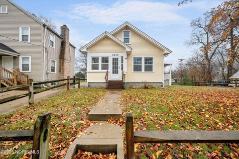Tiny photo for 2659 Oak Grove Place, Toledo, OH 43613 (MLS # 10001830)