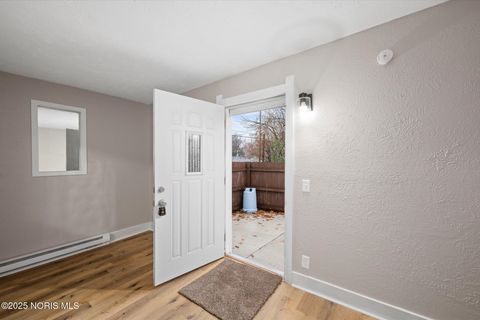 Tiny photo for 2659 Oak Grove Place, Toledo, OH 43613 (MLS # 10001830)