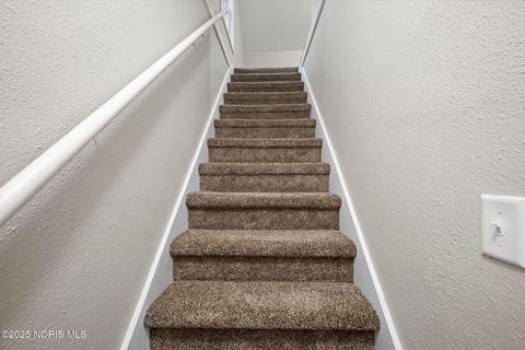 Tiny photo for 2659 Oak Grove Place, Toledo, OH 43613 (MLS # 10001830)