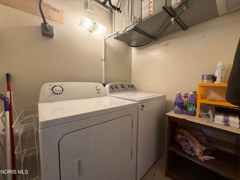 Tiny photo for 425 W Ridge Drive #Apt 6, Fostoria, OH 44830 (MLS # 10007816)
