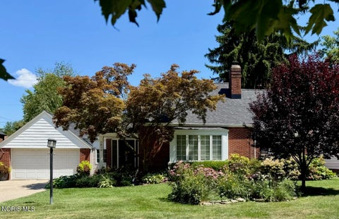 Photo of 2810 Densmore Drive, Toledo, OH 43606 (MLS # 10013176)