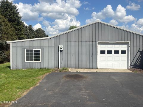 Tiny photo for 2820 County Road 5, Delta, OH 43515 (MLS # 10006783)