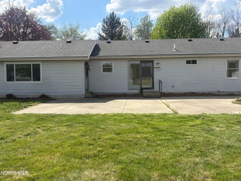 Tiny photo for 2820 County Road 5, Delta, OH 43515 (MLS # 10006783)