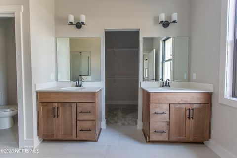 Tiny photo for 4351 Sage Street, Maumee, OH 43537 (MLS # 10001619)