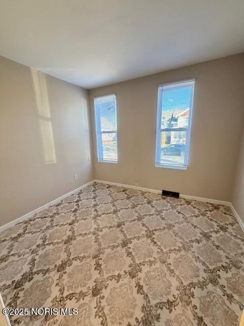 Tiny photo for 2743 Elm Street, Toledo, OH 43608 (MLS # 10002527)