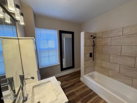 Tiny photo for 2743 Elm Street, Toledo, OH 43608 (MLS # 10002527)