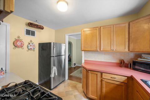 Tiny photo for 3612 Anderson Parkway, Toledo, OH 43613 (MLS # 10007897)