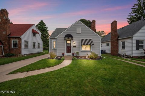 Photo of 3612 Anderson Parkway, Toledo, OH 43613 (MLS # 10007897)