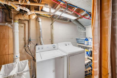 Tiny photo for 3612 Anderson Parkway, Toledo, OH 43613 (MLS # 10007897)